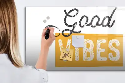 Popisovatelná magnetická tabule s motivem inspirativní věty