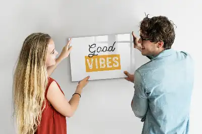 Popisovatelná magnetická tabule s motivem inspirativní věty
