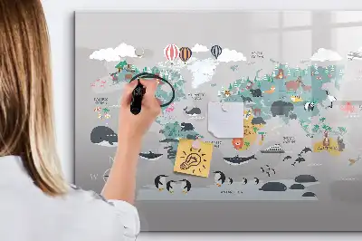 Popisovatelná magnetická tabule ve stylu kreslené mapy