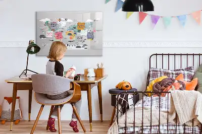 Popisovatelná magnetická tabule ve stylu kreslené mapy