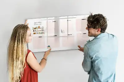 Magnetická tabule na týdenní plánování popisovatelná