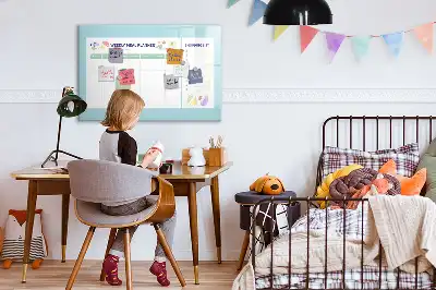 Magnetická tabule na plánování jídelníčku s možností psaní fixem