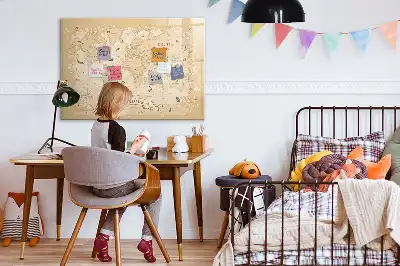 Magnetická kreslící tabule v designu vintage mapy světa