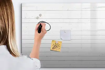 Popisovatelná magnetická tabule v dekoru dřevěných panelů
