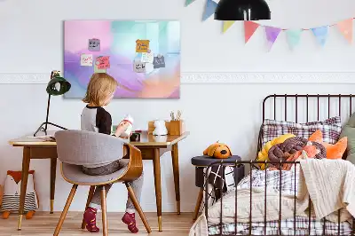Popisovatelná magnetická tabule barevná pírka