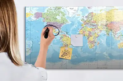Politická mapa světa popisovatelná magnetická tabule