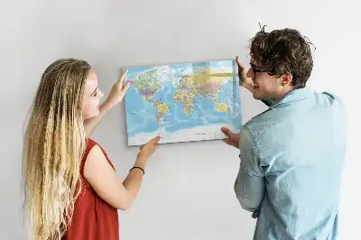 Politická mapa světa popisovatelná magnetická tabule