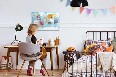 Politická mapa světa popisovatelná magnetická tabule