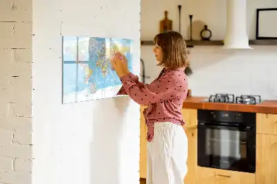 Politická mapa světa popisovatelná magnetická tabule