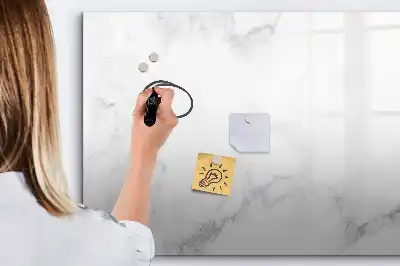 Magnetická kreslící tabule v designu mramoru