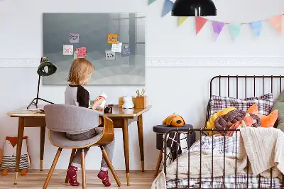 Popisovatelná magnetická tabule v designu Vlny