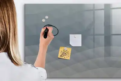 Popisovatelná magnetická tabule v designu Vlny