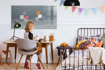 Popisovatelná magnetická tabule v designu Vlny