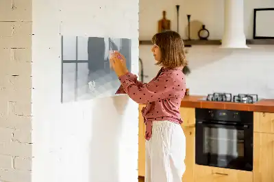 Popisovatelná magnetická tabule v designu Vlny