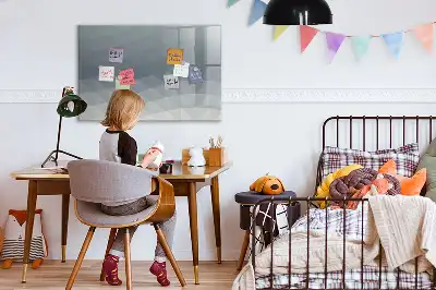 Popisovatelná magnetická tabule v designu Vlny