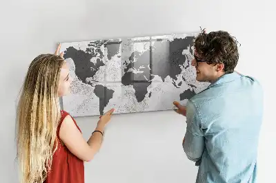 Magnetická kreslící tabule v designu mapy světa na betonu