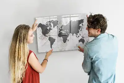 Magnetická kreslící tabule v designu mapy světa na betonu