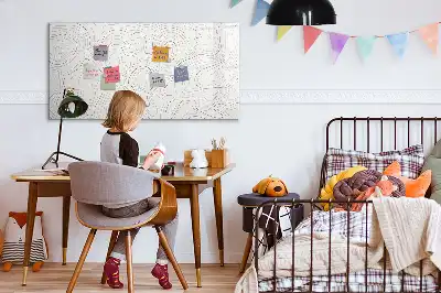Popisovatelná magnetická tabule s motivem abstrakce skvrn