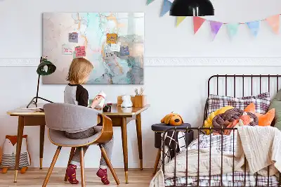 Popisovatelná magnetická tabule s motivem abstraktního obrazu
