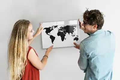 Magnetická kreslící tabule v designu černé mapy světa