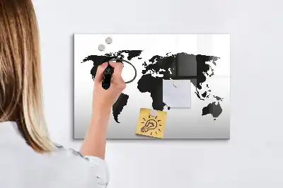Magnetická kreslící tabule v designu černé mapy světa