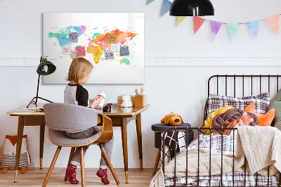 Magnetická tabule s motivem akvarelové mapy světa popisovatelná verze