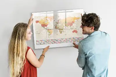 Magnetická tabule s mapou světa v popisovatelném provedení