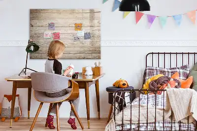 Magnetická tabule na psaní dřevěné provedení