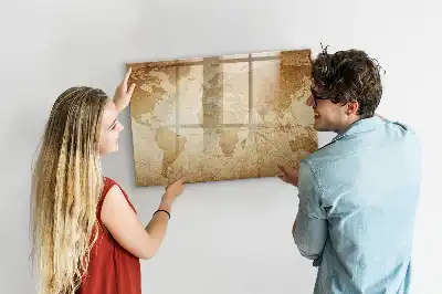 Magnetická kreslící tabule s motivem vintage mapy světa