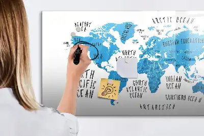 Magnetická popisovatelná tabule s motivem modré mapy Země
