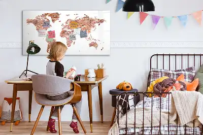 Popisovatelná magnetická tabule s motivem staré mapy na cihlách