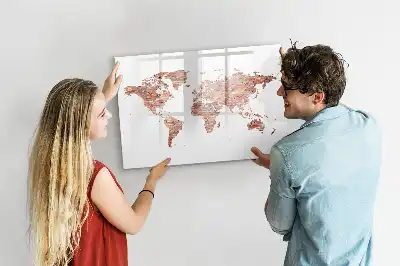 Popisovatelná magnetická tabule s motivem staré mapy na cihlách