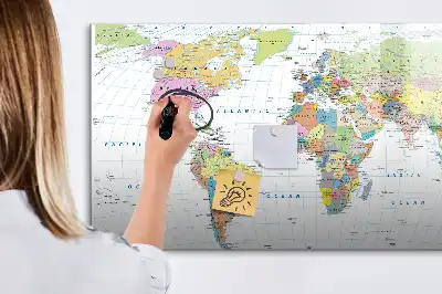 Mapa světa popisovatelná magnetická tabule