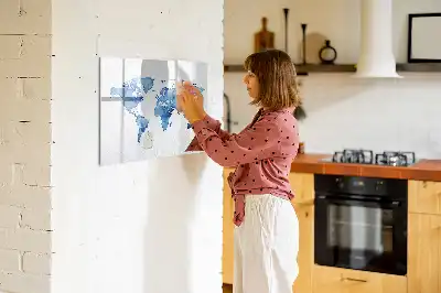 Akvarelová mapa světa popisovatelná magnetická tabule
