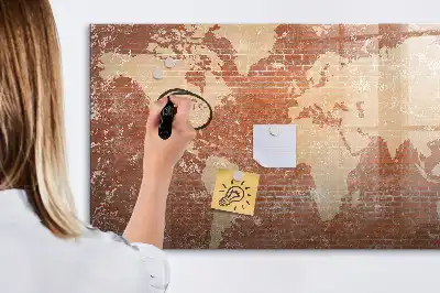 Popisovatelná magnetická tabule mapa světa na cihle