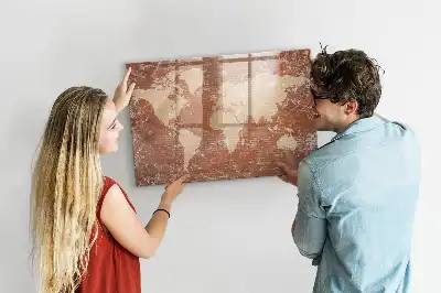 Popisovatelná magnetická tabule mapa světa na cihle