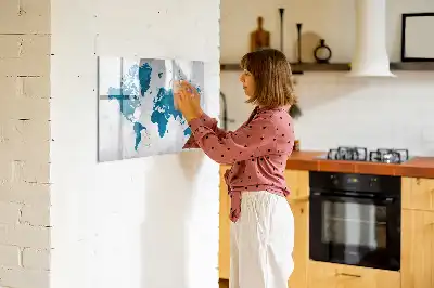 Mapa světa popisovatelná magnetická tabule