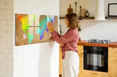Magnetická kreslicí tabule v designu duhové mapy světa