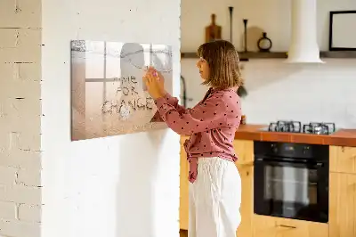 Popisovatelná magnetická tabule s motivem citátu na pláži