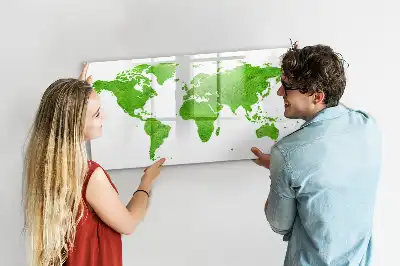 Popisovatelná magnetická tabule s motivem mapy ze zelené trávy
