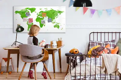 Popisovatelná magnetická tabule s motivem mapy ze zelené trávy