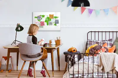 Popisovatelná magnetická tabule s motivem mapy ze zelené trávy