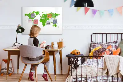 Popisovatelná magnetická tabule s motivem mapy ze zelené trávy