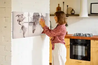 Magnetická kreslící tabule s motivem akvarelové mapy světa