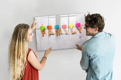Magnetická kreslící tabule v designu nápisu Rodina