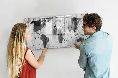 Mapa světa na dřevě popisovatelná magnetická tabule