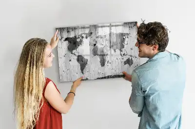 Mapa světa na dřevě popisovatelná magnetická tabule