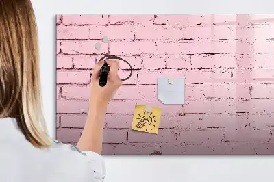 Magnetická kreslicí tabule v designu cihlové zdi