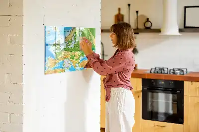 Geografická mapa světa popisovatelná magnetická tabule