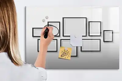 Popisovatelná magnetická tabule s černým rámečkem